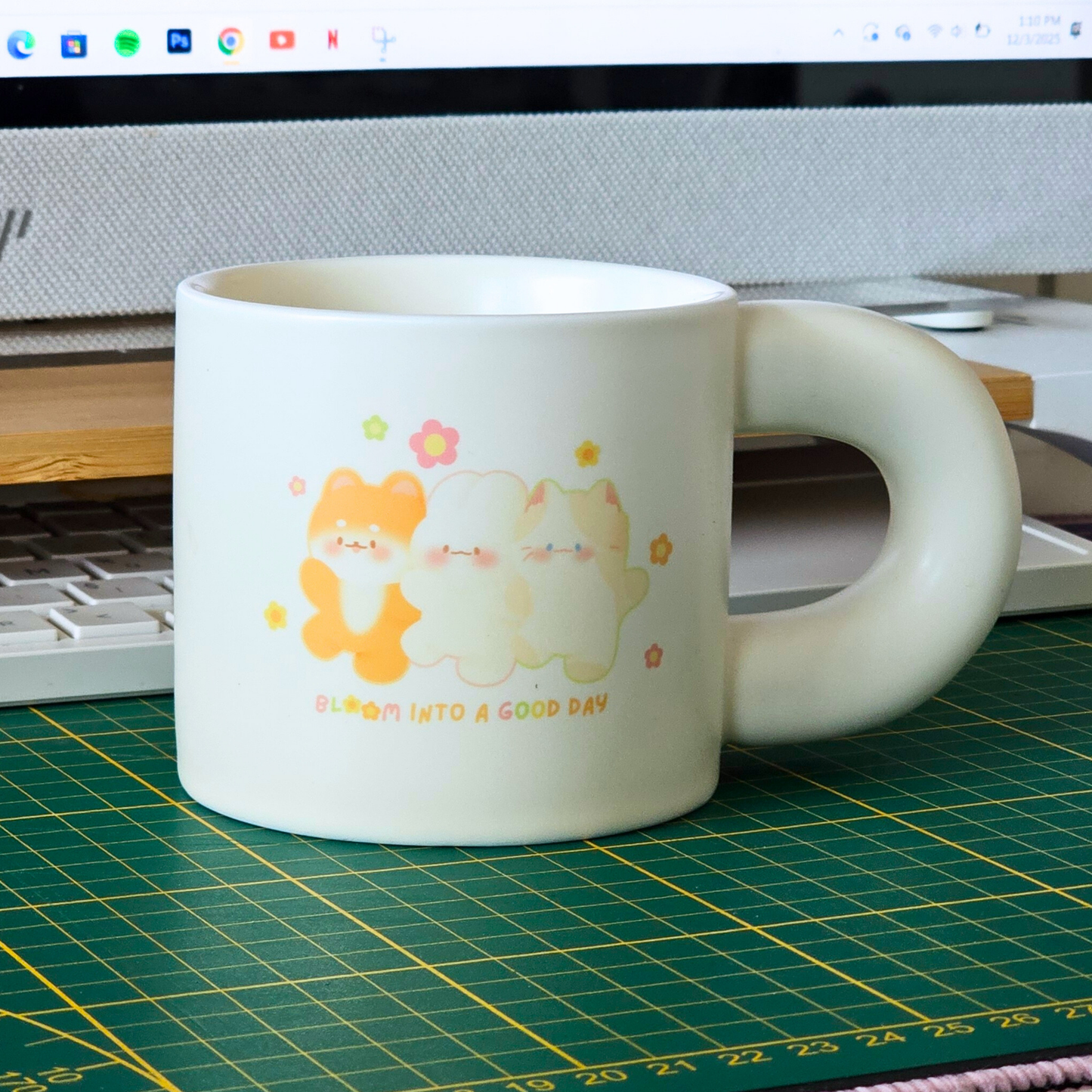 Tasse en céramique bloom into a good day